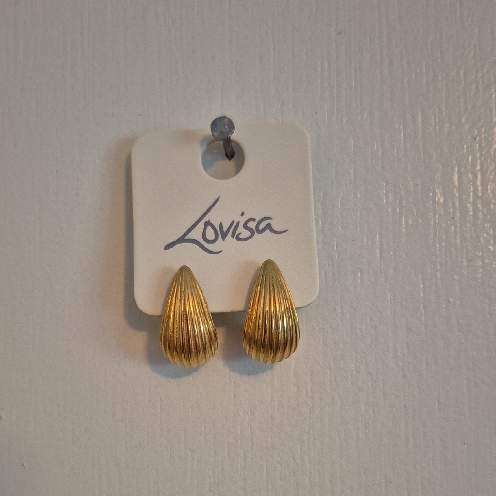 Lovisa Gold Shell Earrings